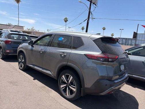 Gun Metallic 2022 Nissan Rogue SL