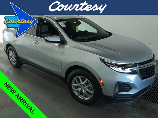 Silver Ice Metallic 2022 Chevrolet Equinox 1LT