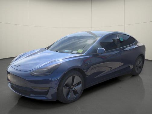 Deep Blue Metallic 2019 Tesla Model 3 Mid Range