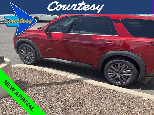 Scarlet Ember Tintcoat 2022 Nissan Pathfinder SL 4WD