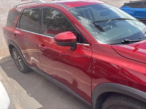 Scarlet Ember Tintcoat 2022 Nissan Pathfinder SL 4WD