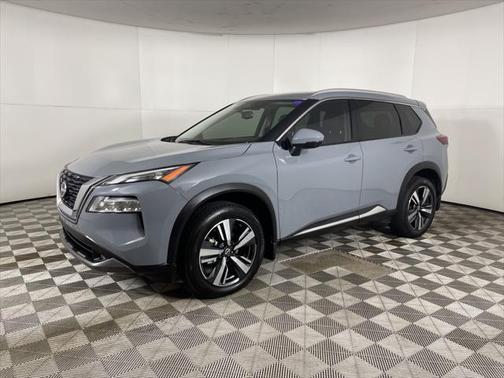 2022 Nissan Rogue SL