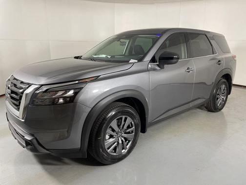 2025 Nissan Pathfinder S FWD