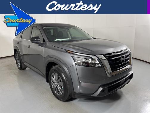 2025 Nissan Pathfinder S FWD