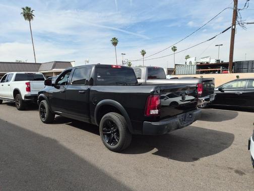 Diamond Black Crystal Pearlcoat 2024 RAM 1500 Classic Warlock Crew Cab 4x4 5'7' Box