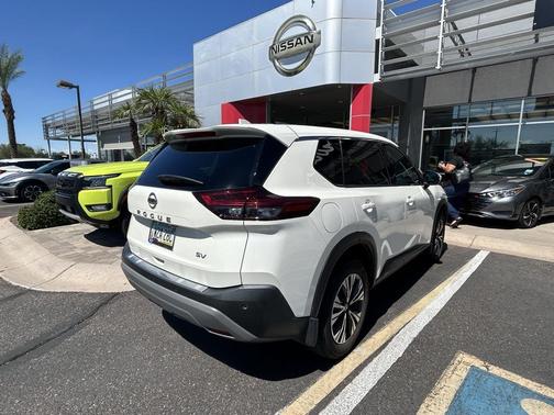 2021 Nissan Rogue SV