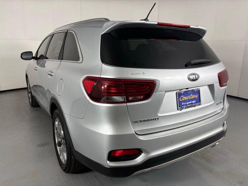 2019 Kia Sorento EX