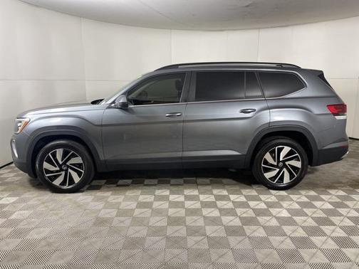 2024 Volkswagen Atlas 2.0T SE w/Technology 4MOTION