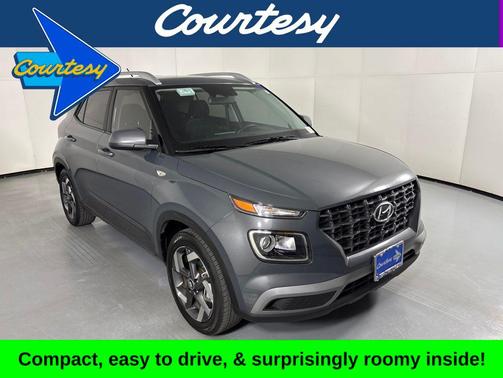 Ecotronic Gray 2025 Hyundai VENUE SEL