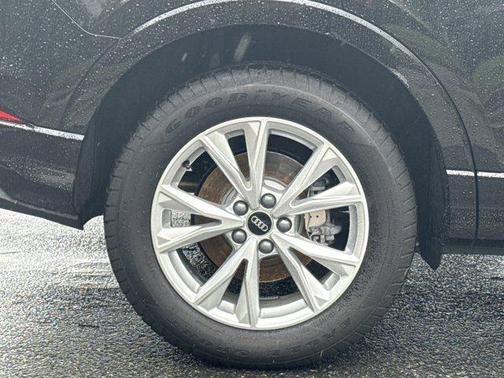 2025 Audi Q3 45 S line Premium Plus