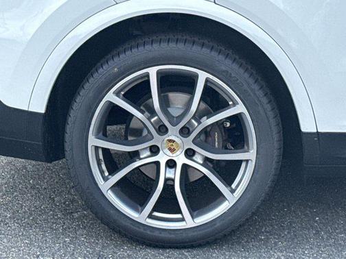 2019 Porsche Cayenne Base