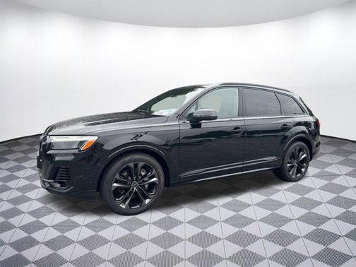 2025 Audi Q7 55 Premium Plus