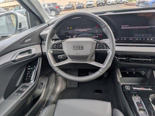 2025 Audi Q6 e-tron Premium Plus quattro