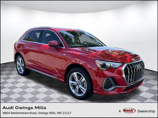 2022 Audi Q3 45 S line Premium