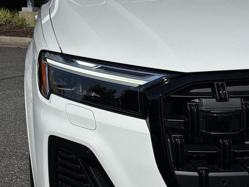 2025 Audi Q7 45 Premium