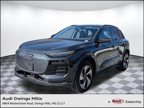 2025 Audi Q6 e-tron Premium Plus quattro