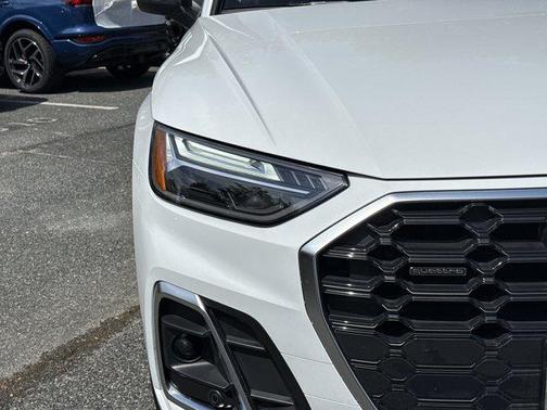 2024 Audi Q5 45 S line Premium
