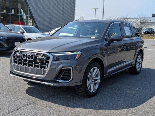 2025 Audi Q7 45 Premium