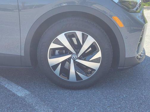 2023 Volkswagen ID.4 Standard