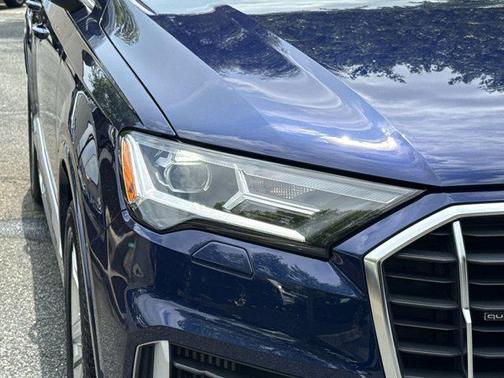 2021 Audi Q7 55 Premium Plus