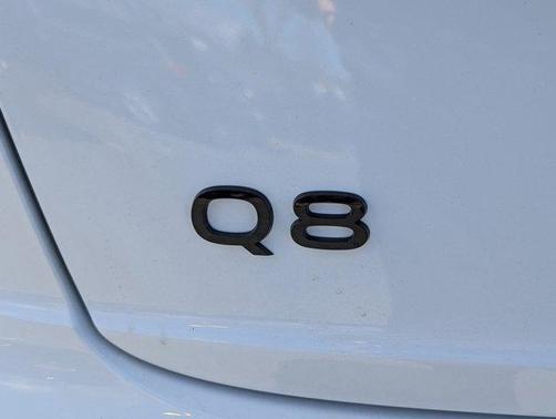 2025 Audi Q8 55 Premium