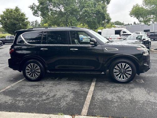 2023 Nissan Armada SL 4WD