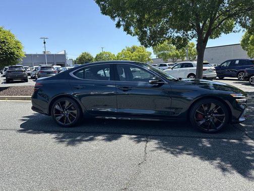 2022 Genesis G70 3.3T AWD