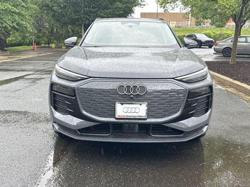 2025 Audi Q6 e-tron Premium Plus quattro