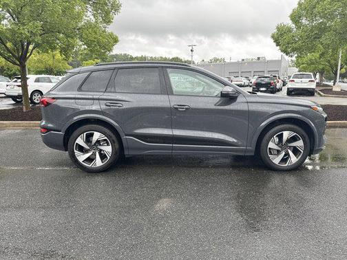 2025 Audi Q6 e-tron Premium Plus quattro