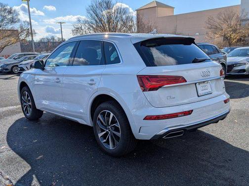 2025 Audi Q5 45 S line Premium