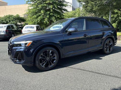 2025 Audi Q7 55 Premium Plus