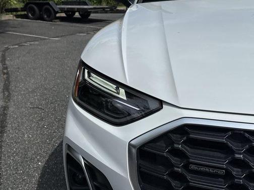 2024 Audi Q5 45 S line Premium
