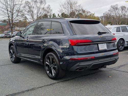 2025 Audi Q7 55 Premium Plus