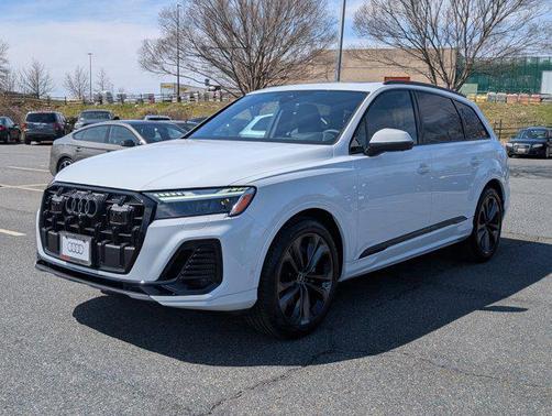 2025 Audi Q7 55 Prestige