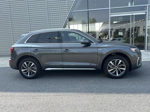 2025 Audi Q5 45 S line Premium Plus