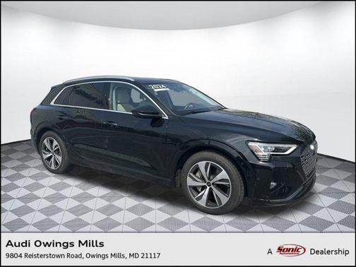 2024 Audi Q8 e-tron Premium Plus