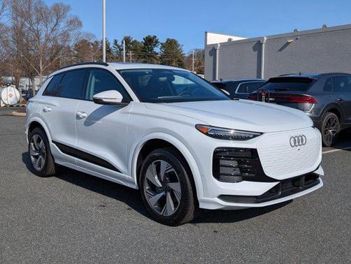 2025 Audi Q6 e-tron Premium Plus quattro