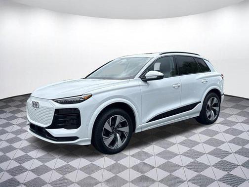 2025 Audi Q6 e-tron Premium Plus quattro