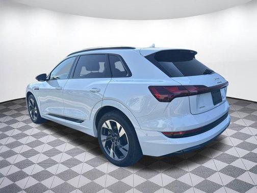 2021 Audi e-tron Premium