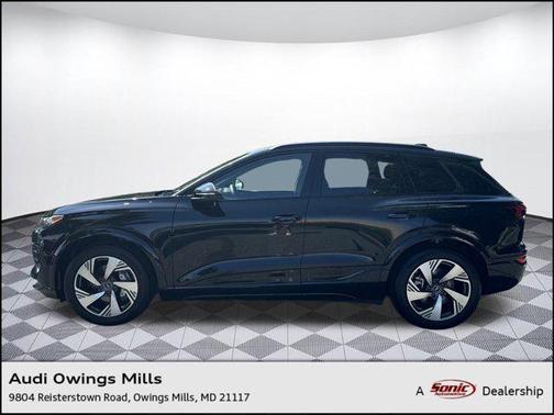 2025 Audi Q6 e-tron Prestige quattro