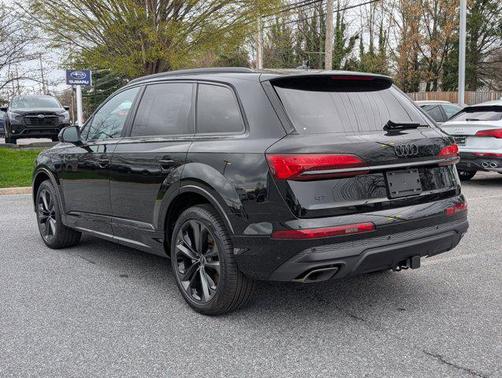 2025 Audi Q7 55 Premium Plus