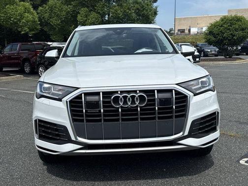 2020 Audi Q7 55 Premium Plus