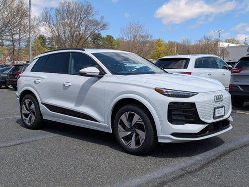 2025 Audi Q6 e-tron Premium Plus quattro