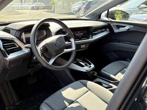 2025 Audi Q4 e-tron Premium Plus 55 quattro
