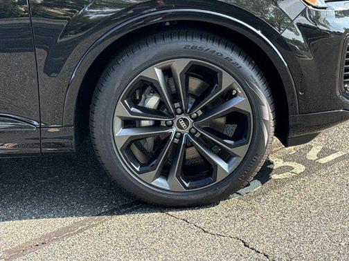 2025 Audi Q7 55 Prestige