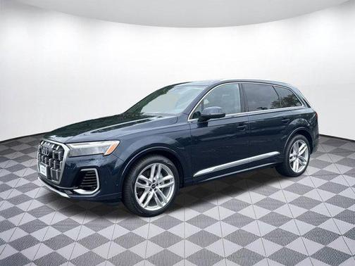 2025 Audi Q7 55 Premium Plus