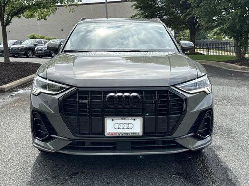 2025 Audi Q3 Premium 45 TFSI S line quattro Tiptronic