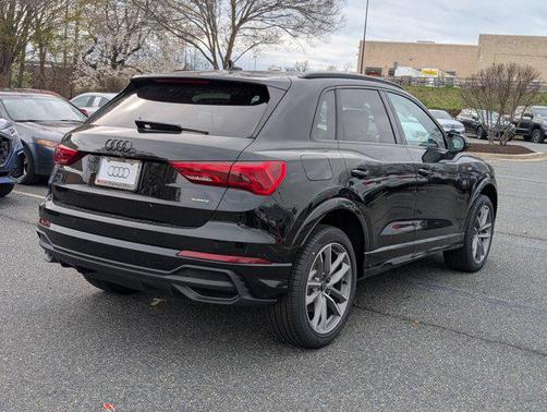 2025 Audi Q3 Premium 45 TFSI S line quattro Tiptronic