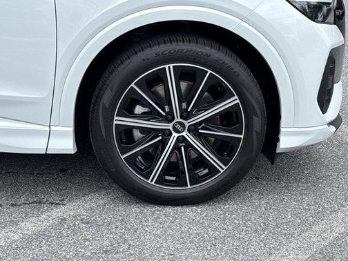 2025 Audi Q4 e-tron Premium 45 quattro