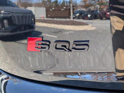 2025 Audi SQ5 3.0T Premium Plus